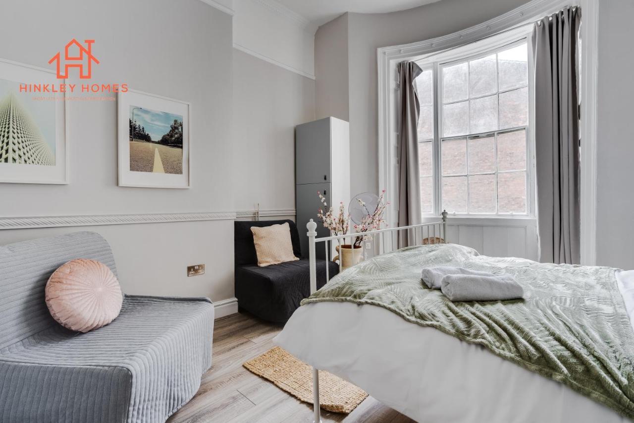 Large Centre - Georgian Townhouse- Rodney St Liverpool
